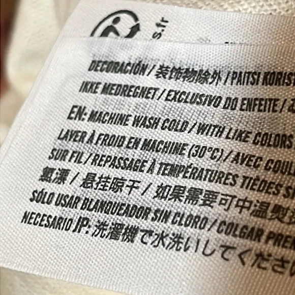 Abercrombie & Fitch White Button-Up Shirt XXS - Picture 5 of 6